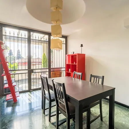 Appartement Comics Penthouse, Funny Flat Nearby Colosseum *