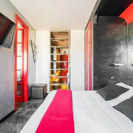 Comics Penthouse, Funny Flat Nearby Colosseum Apartment